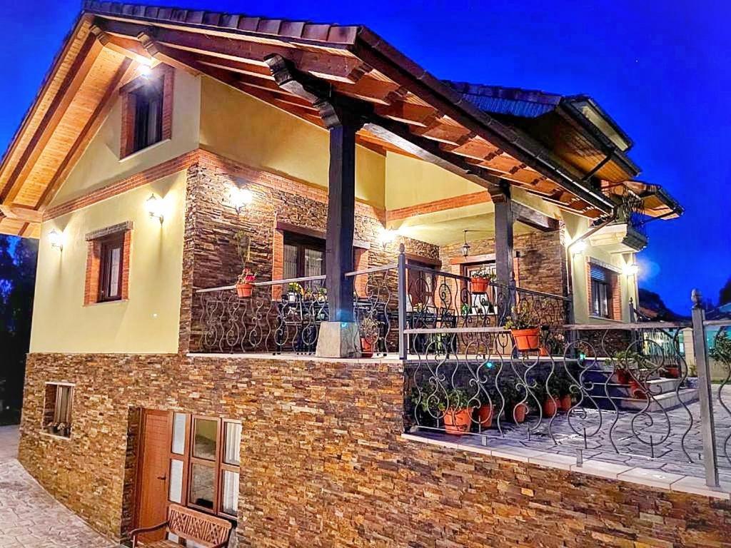 La Aguilerina Apartamentos Rurales Ovinana  Екстер'єр фото